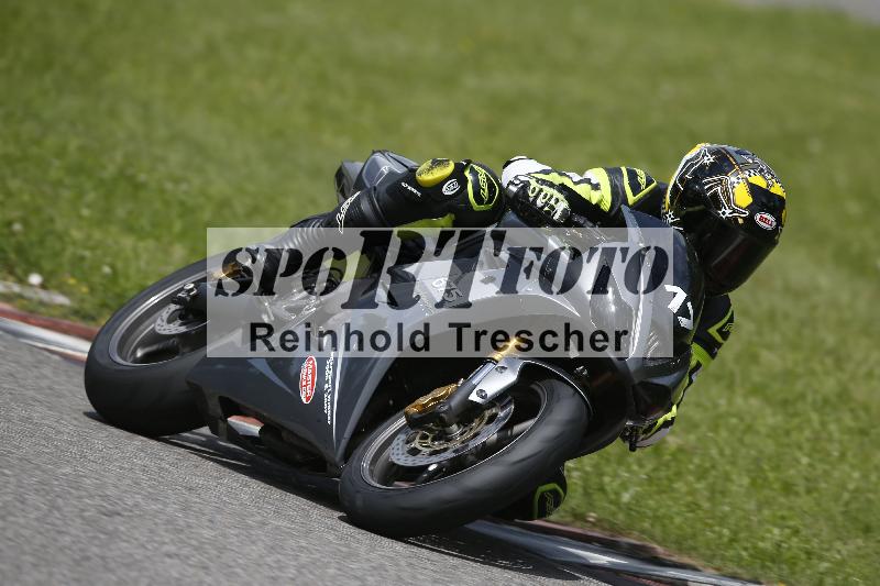 /Archiv-2024/29 12.06.2024 MOTO.CH Track Day ADR/Gruppe rot/17